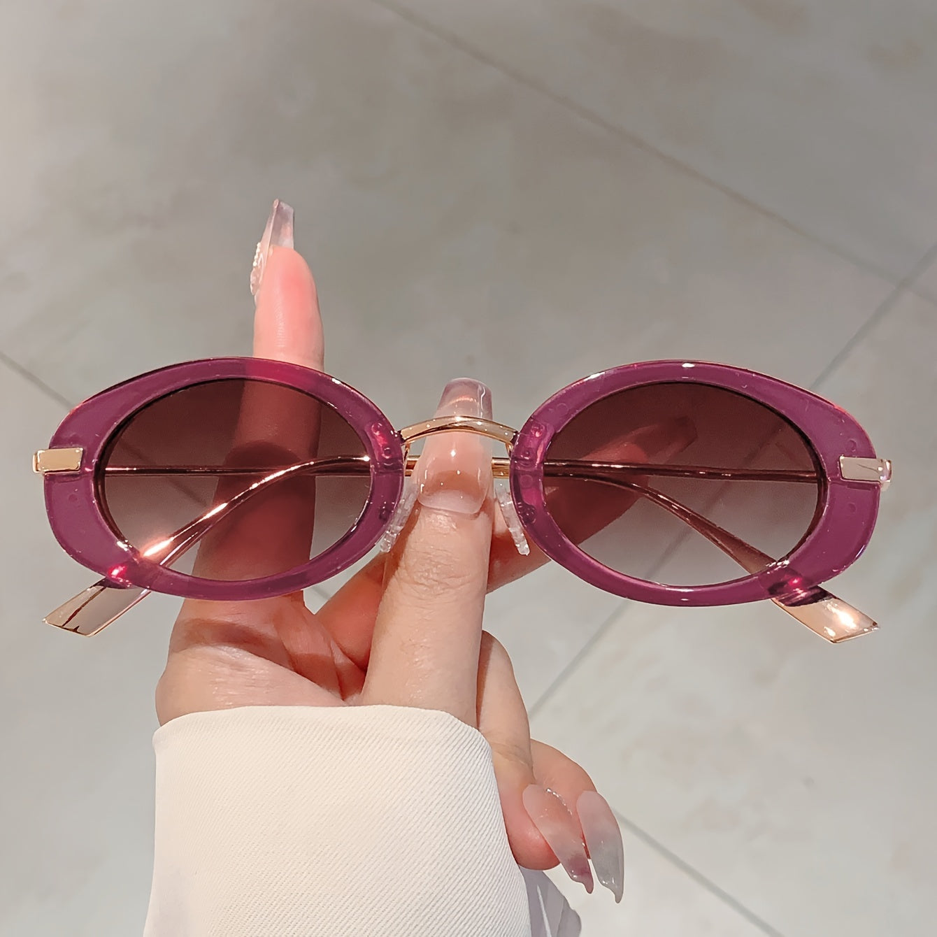 Овальные металлические очки в стиле party с PC-линзами для повседневной и праздничной носки