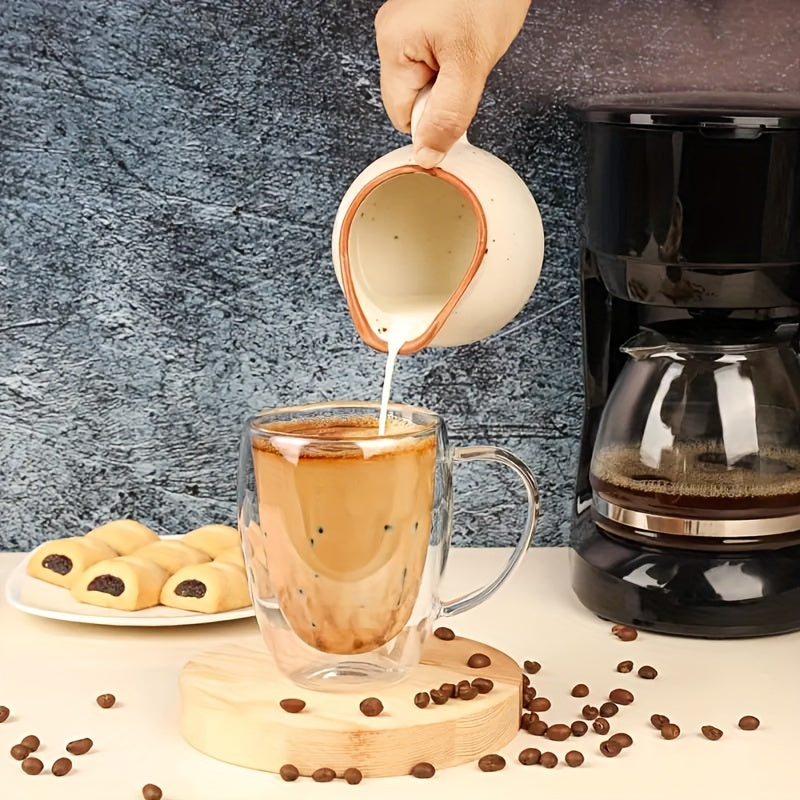 Ikki devorli yuqori borosilikat shisha chashka - Choy, Qahva, Sut va Sharbati uchun mukammal | Uy yoki ofis uchun ajoyib sovg'a | Qulay tutqichi bo'lgan mustahkam ichimlik idishlari, 1 dona to'plami | Issiqlikka chidamli ergonomik tutqichli chashka
