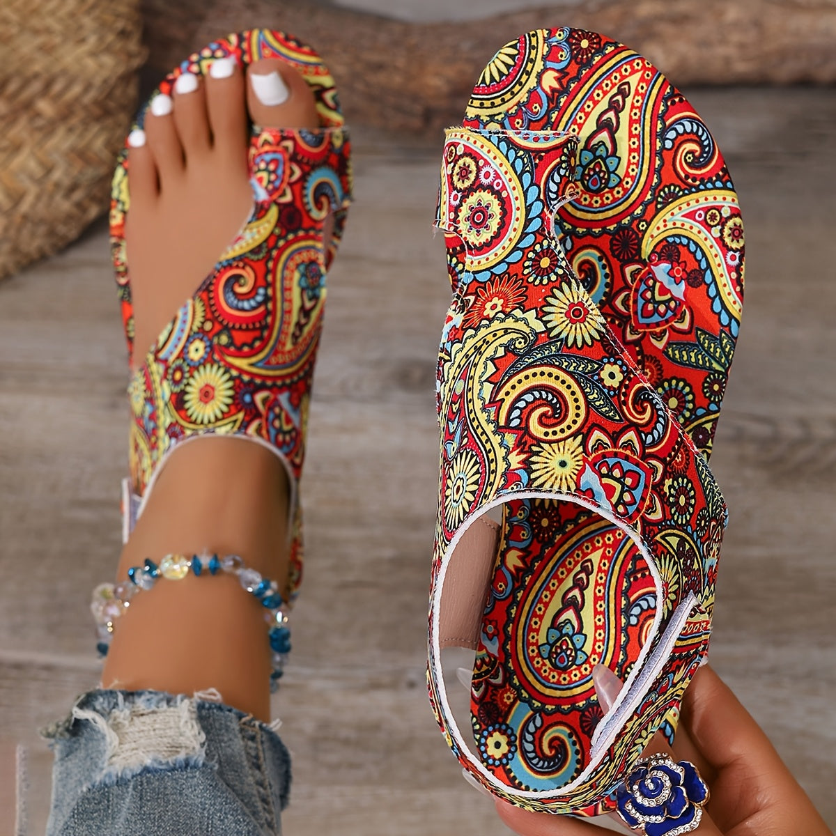 Women's Bohemian Paisley Flat Sandals with Adjustable Hook-and-Loop, Breathable Fabric, Non-Slip Sole