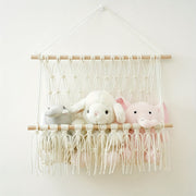 Держите свои плюшевые игрушки в порядке с стильной макраме-висячей гамак для животных - идеально подходит для детских и игровых комнат!