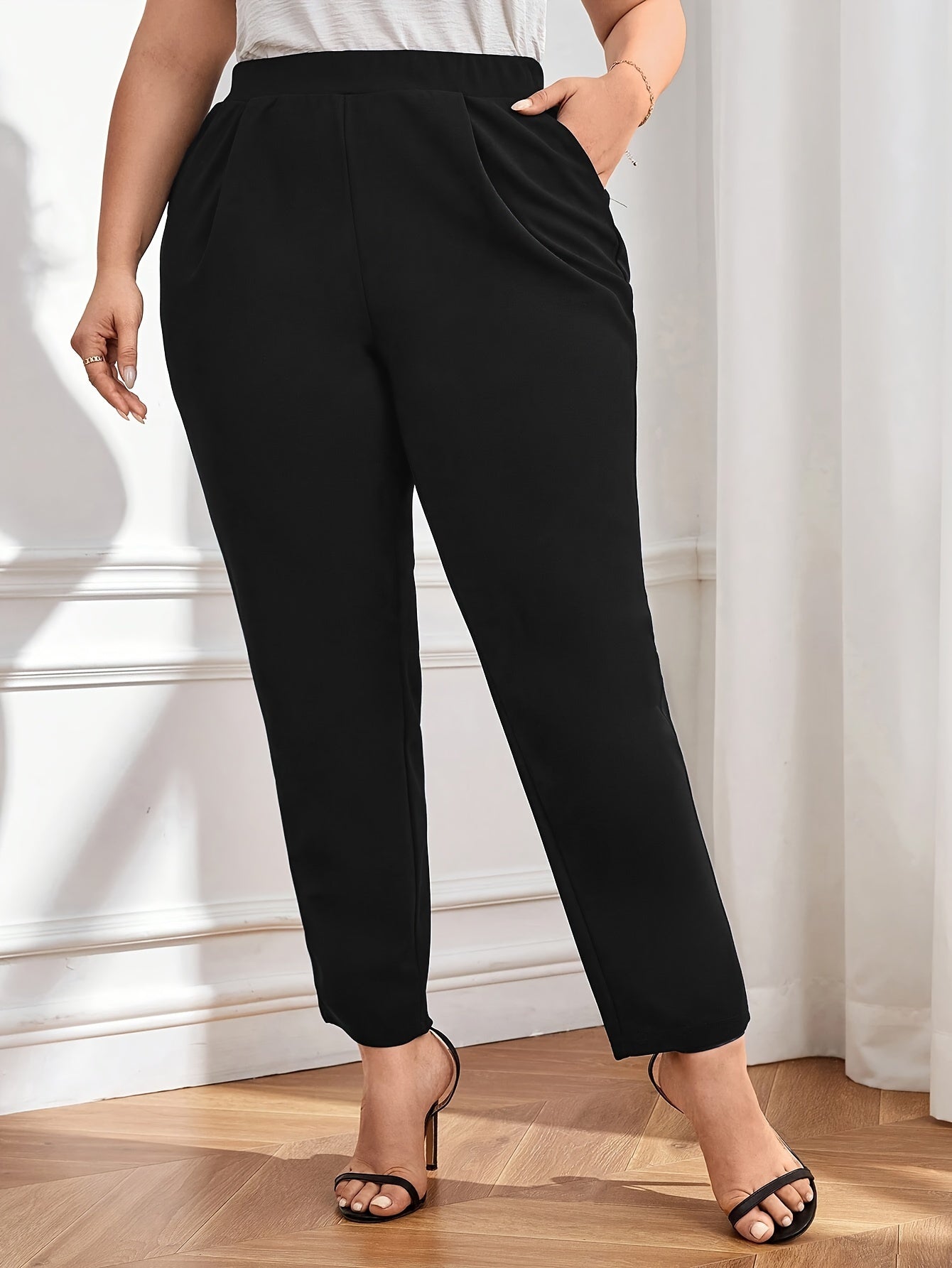 Women Plus Size Elastic Waist Slim Trousers with Slant Pockets