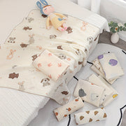 Bolalar uchun mo'ljallangan yumshoq ikki qatlamli gazli o'ralgan ko'ylak - Kichkintoylarga qulaylik va g'amxo'rlik taqdim etish uchun ideal, qo'l bilan yuvish tavsiya etiladi.