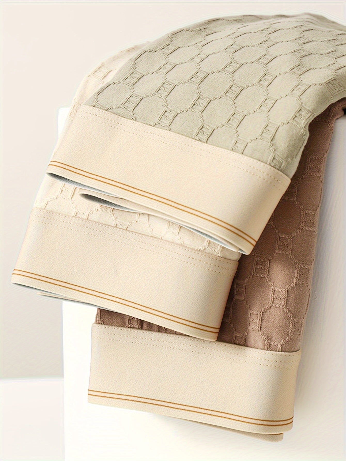 3 ta erkaklar uchun hashamatli paxta ichki kiyim, yuqori oyoq va cho'ziluvchan, qulay dizayn, sport va kundalik kiyim uchun mos.