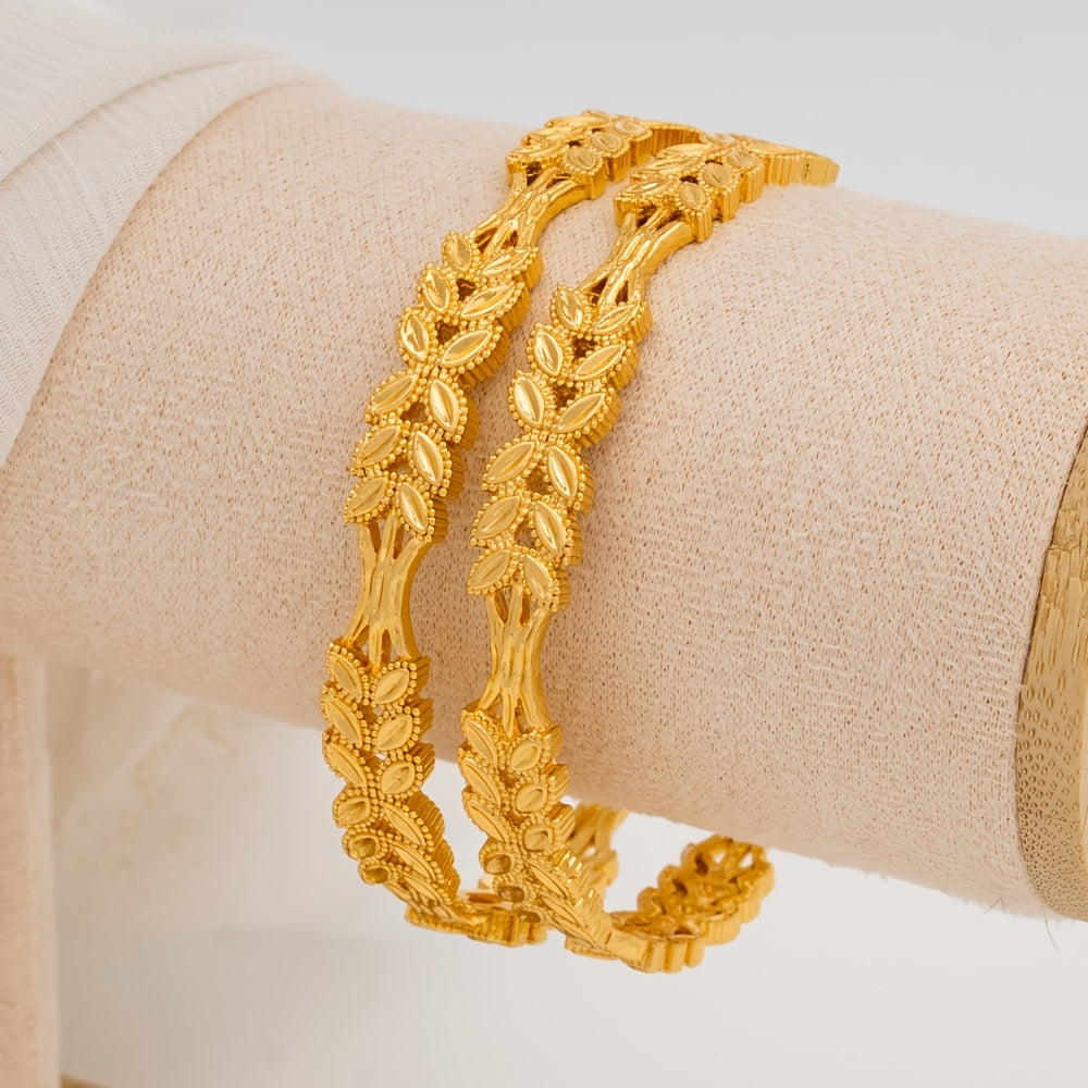 Women’s Gold Bangle Set 4-Piece Leaf Pattern Alloy Jewelry for Weddings