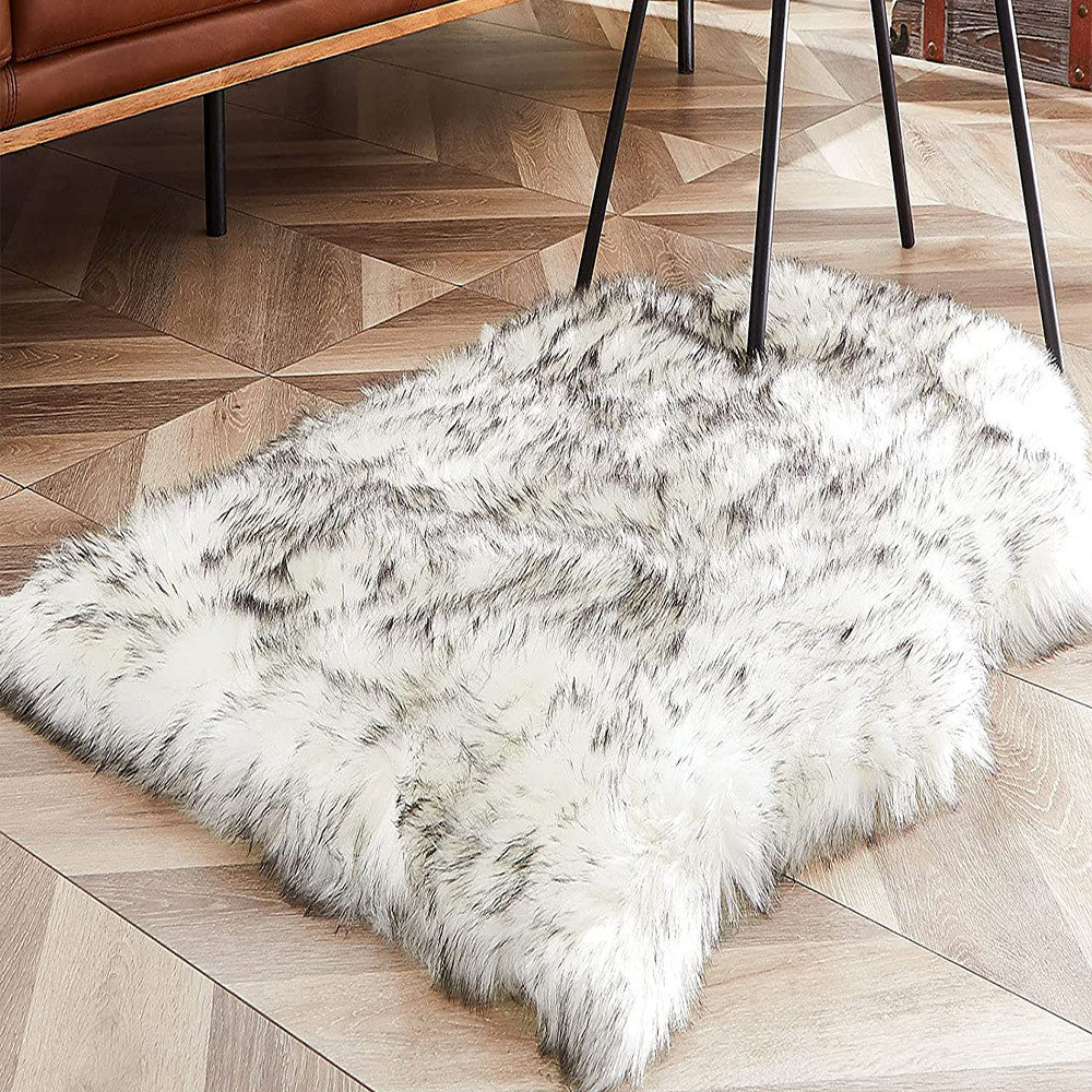 Plush Sheepskin Rug for Bedroom and Living Room Soft Faux Fur Floor Covering