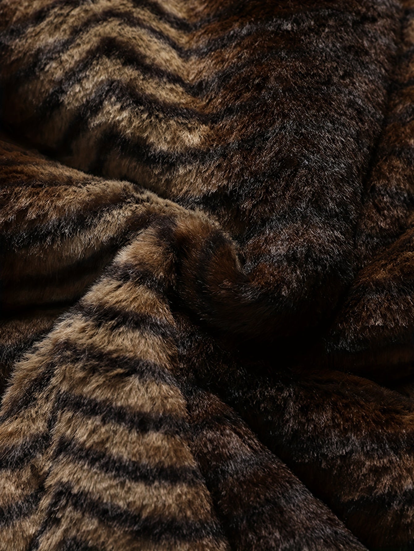 Men's Fleece-Lined Hooded Jacket with Detachable Hat Casual Outdoor Zip Closure