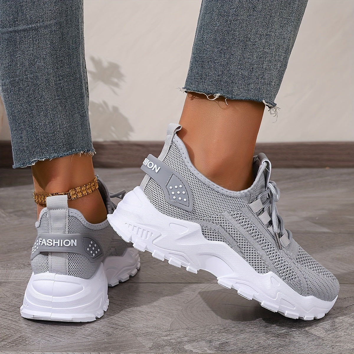 Ladies Casual Shoes Light Soft Sole White Travel Walking Sneakers
