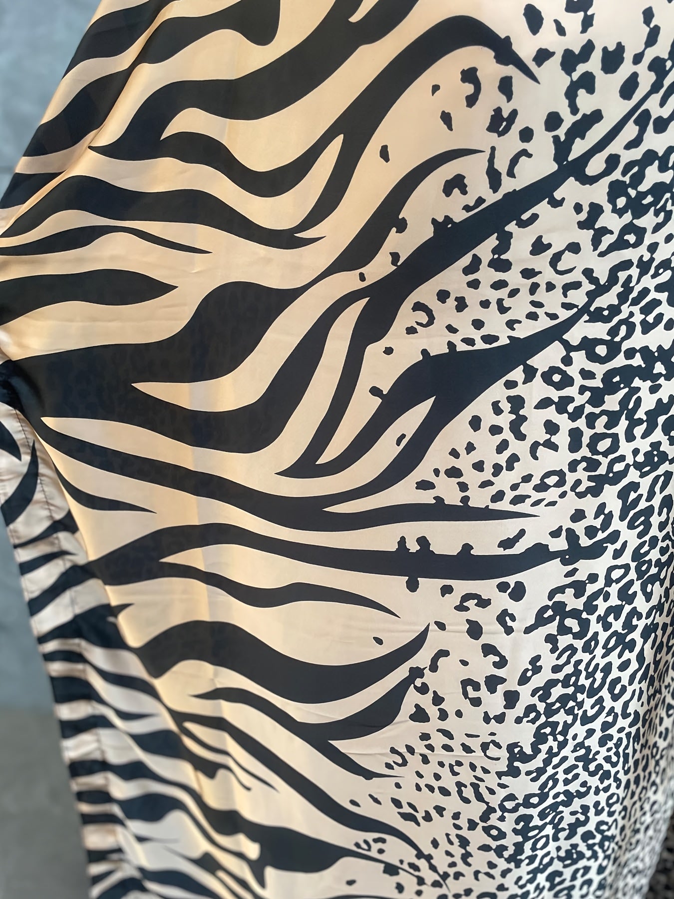 Plus o'lchamli maxi kaftan kiyi bilan leopard bosma yozgi plyaj kiyimlari