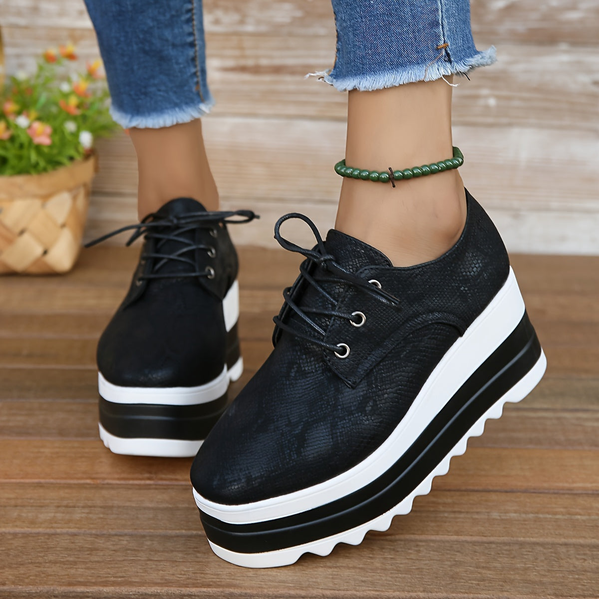 Women's Flat Shoes Lace-Up Casual Slip-On Sneakers Breathable Sole