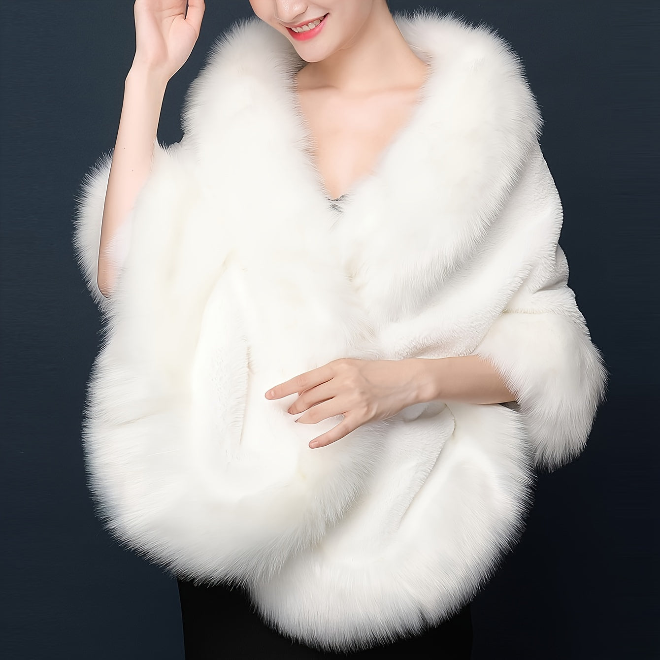 Women's Faux Fur Shawl Baroque Style Winter Wedding Wrap Windproof Warm Accessory