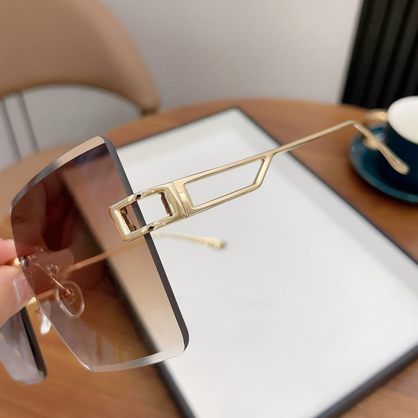 Unisex Large Square Sunglasses for Driving Beach Anti-Glare UV Protection