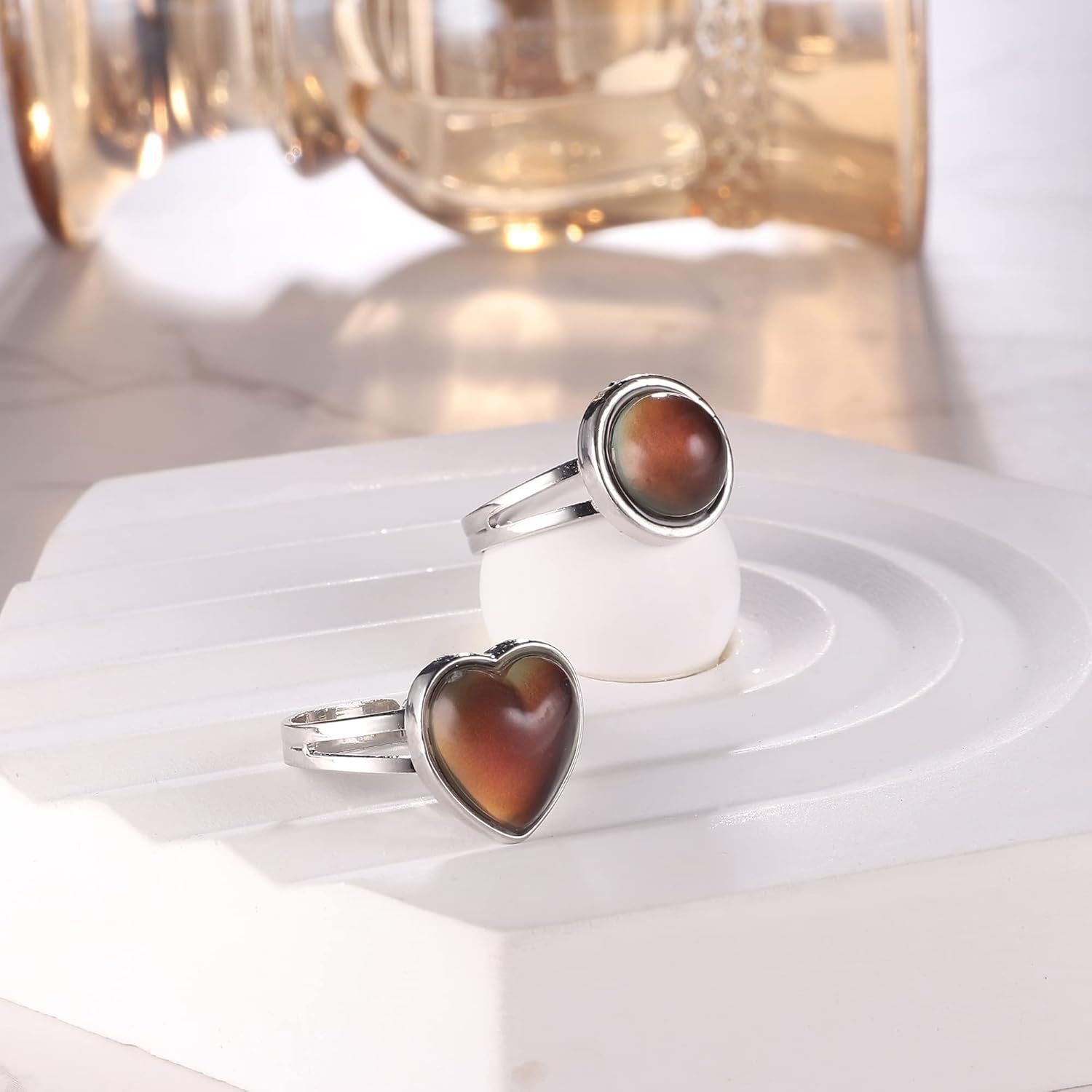 15 ta kayfiyat zargarlik buyumlari to'plami: Rangini o'zgartiradigan uzuklar, marjonlar, bilakuzuklar va sirg'alar o'z ichiga oladi - Moslashuvchan haroratni sezish xususiyatiga ega, partiyalar va maxsus tadbirlar uchun ideal.