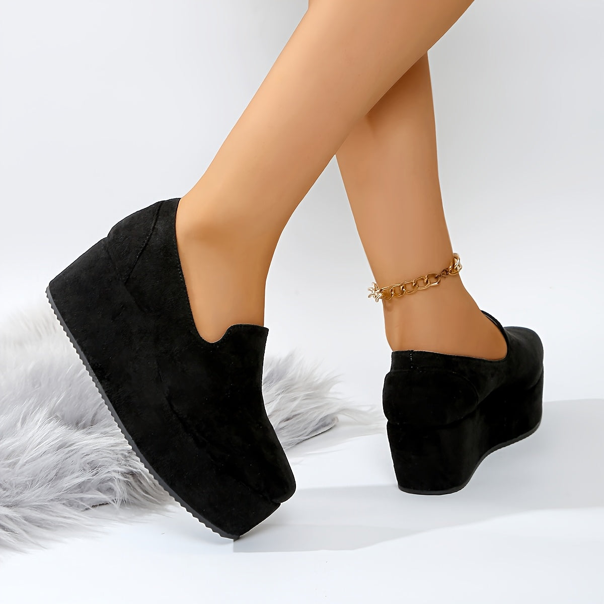 Women's Slip-On Platform Sneakers Soft Fabric Upper Black Casual Footwear