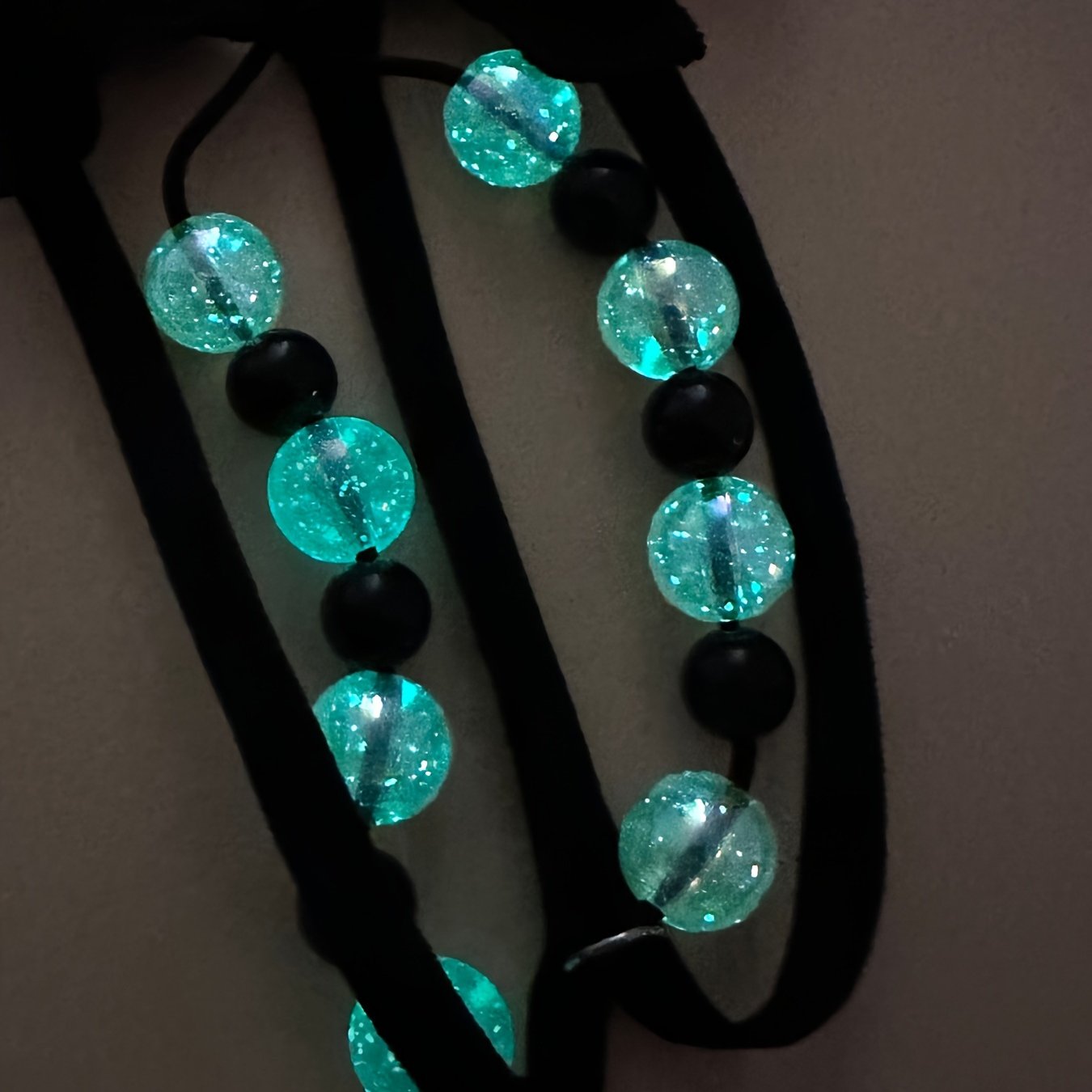 Tanga de encaje para mujer con cintura baja y detalles de cuentas, lencería sexy