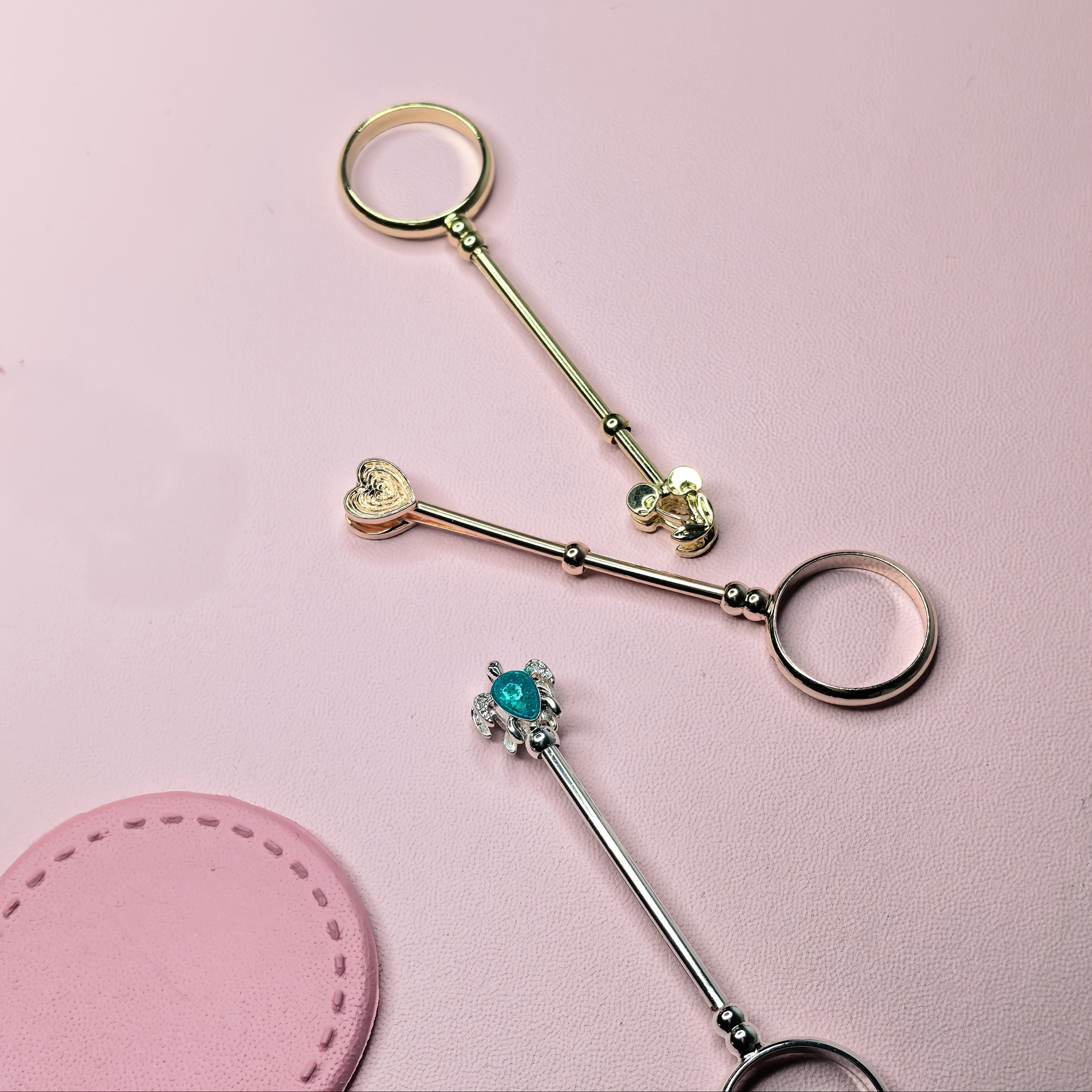 Multifunctional Metal Ring Clip Anti-Finger Aid Portable Game Accessory