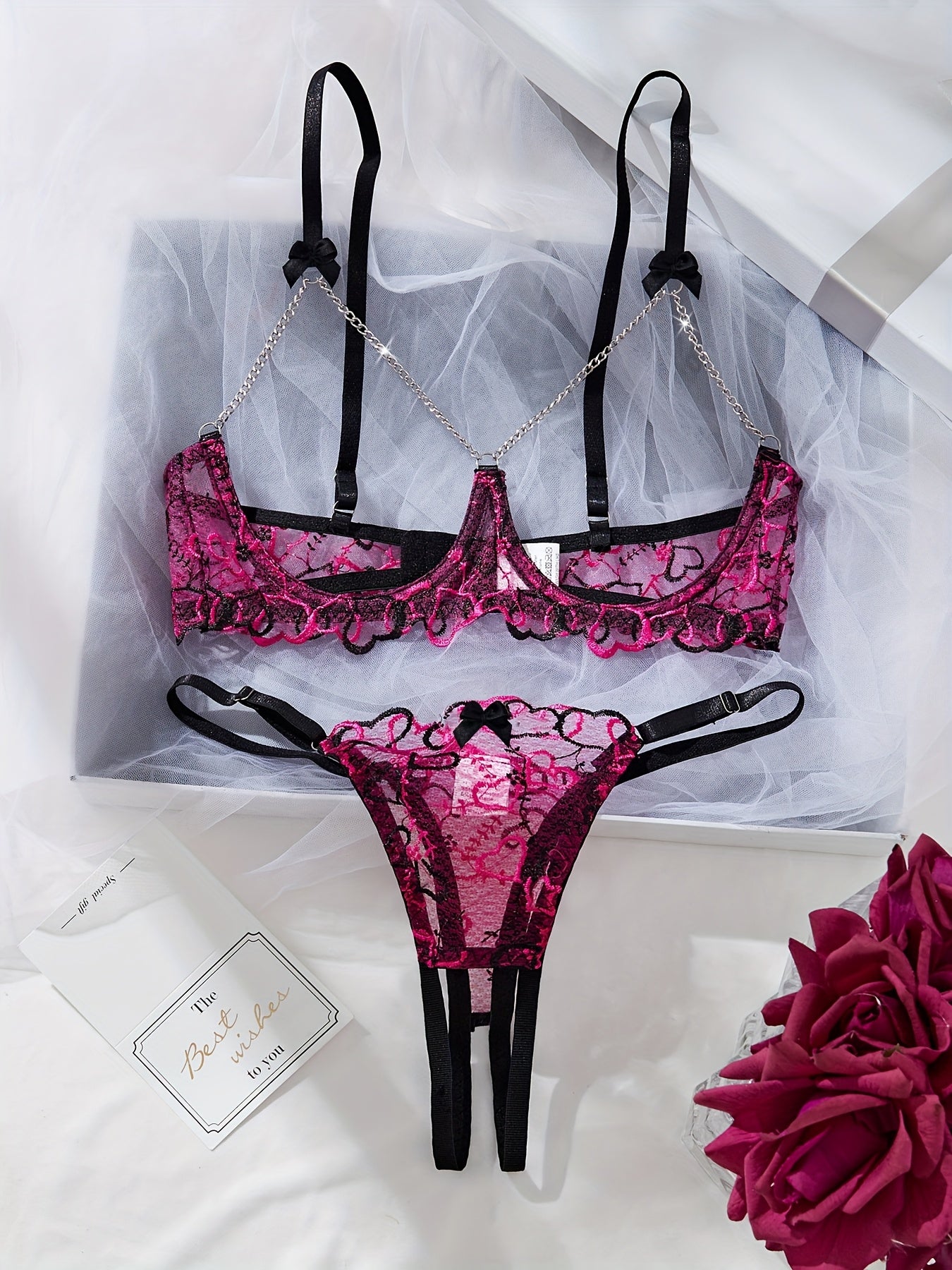 Комплект женского белья больших размеров из полиэстера и эластана с цветными блоками, вышивкой в виде сердца