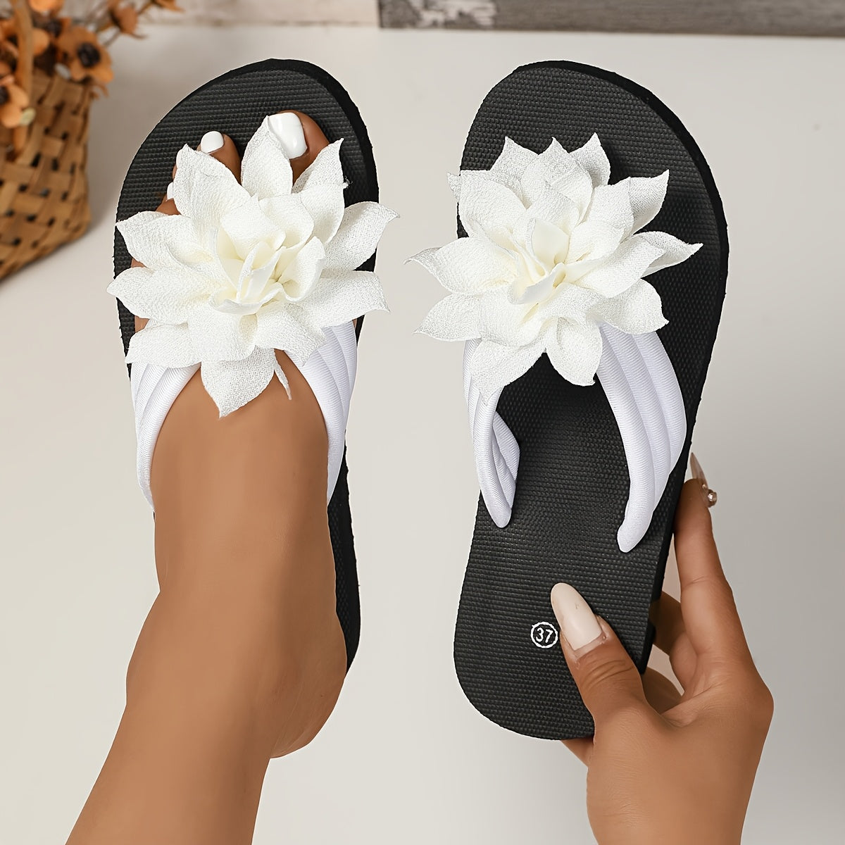 Women's Leather Flip Flops Summer Casual Sandals