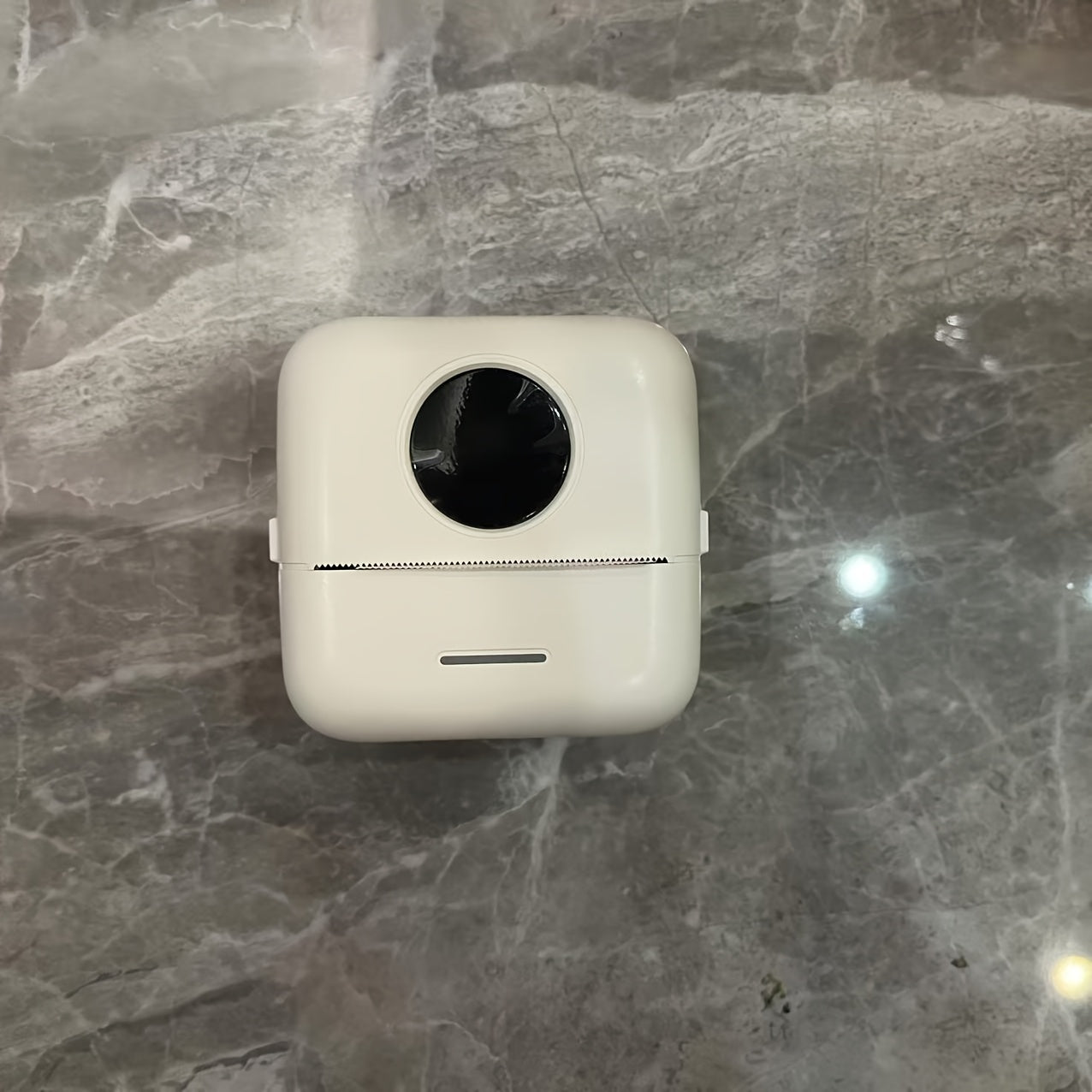 Портативный мини термопринтер с монохромной печатью этикеток и фотографий, USB-зарядка, беспроводные возможности и энергоэффективная термальная технология, работающая от литиевого аккумулятора 800 мАч ≤36В.