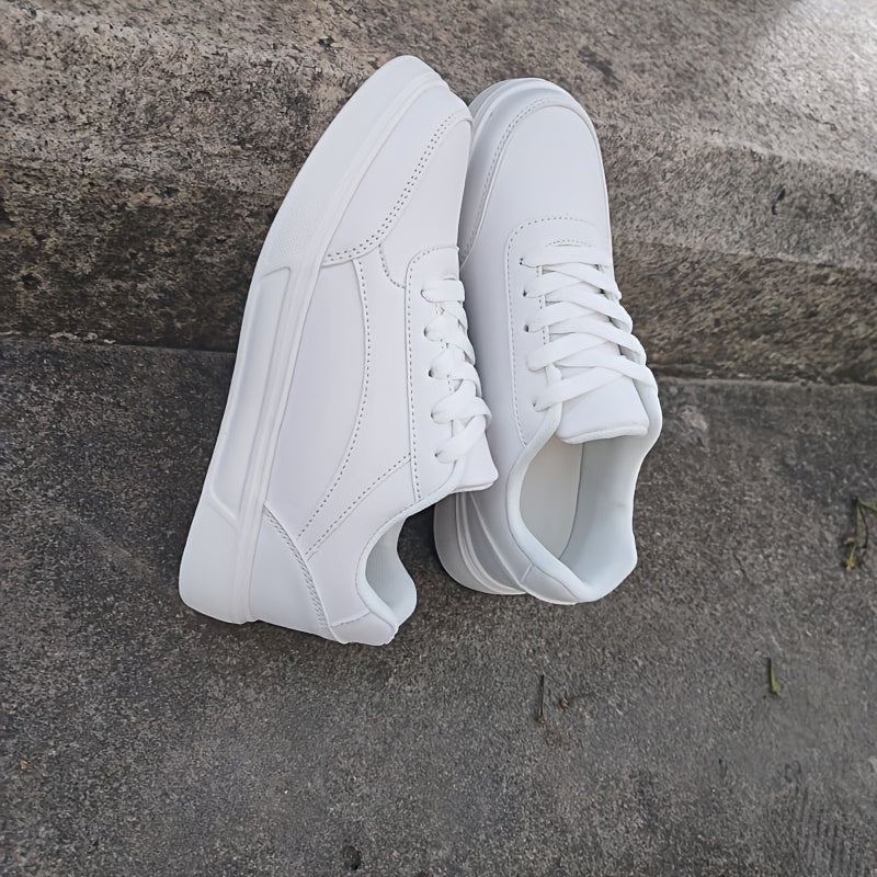 Женские белые повседневные кроссовки на шнуровке с деталями из кисточек