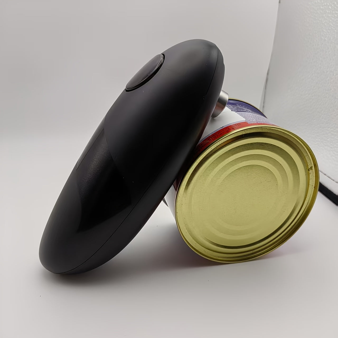 Portativ batareya bilan ishlaydigan banket ochgich, keksa artrit bilan ogʻriganlar uchun, jim va energiya tejovchi