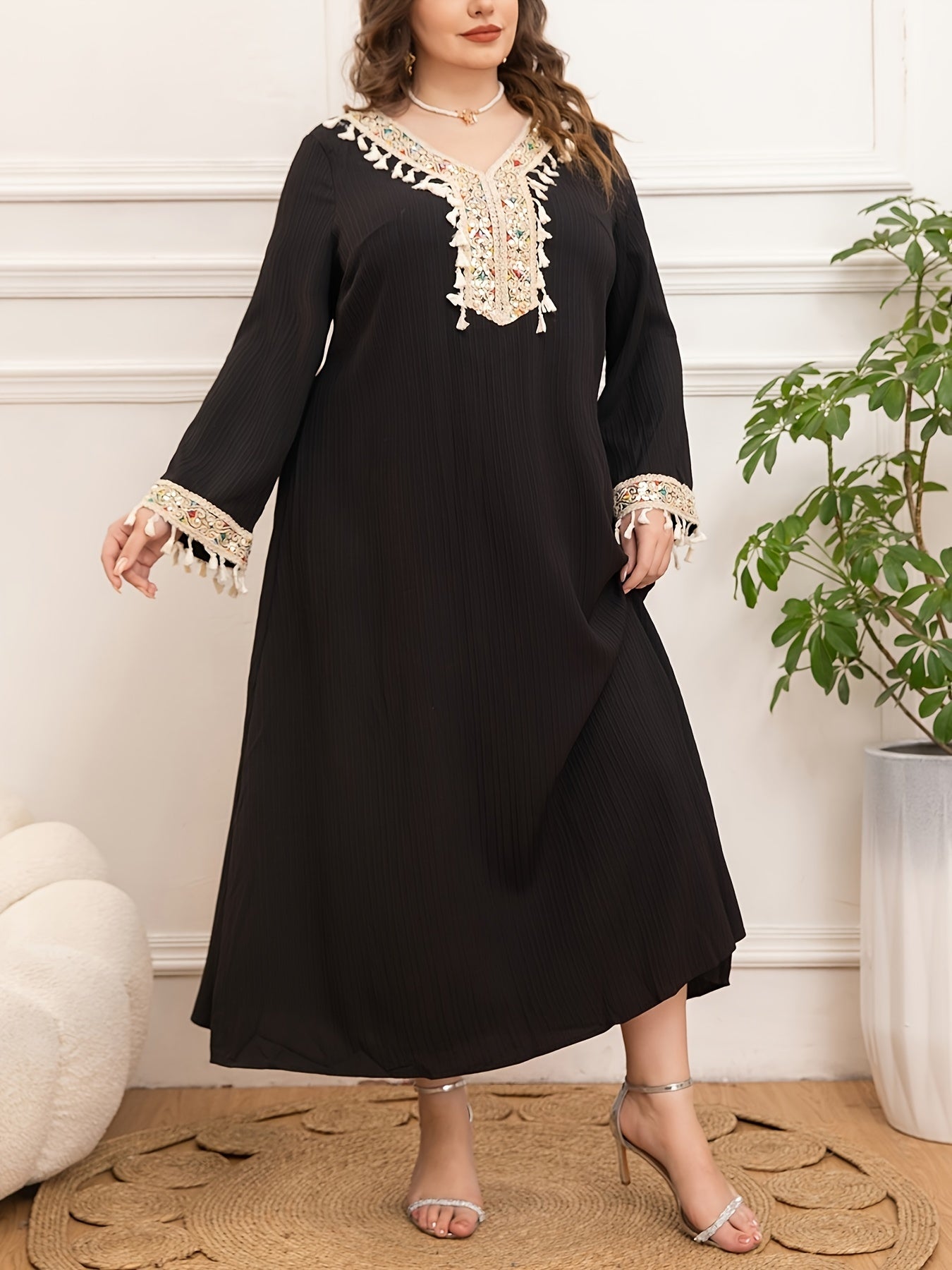 Women's Plus Size Ethnic Embroidered V-Neck Dress Long Sleeve Belly Hiding