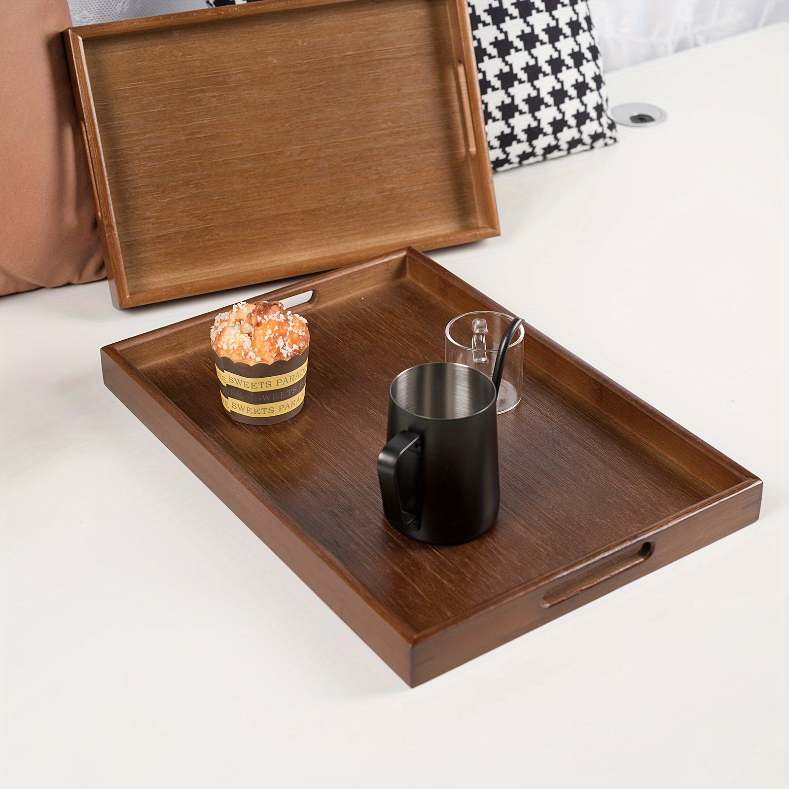 Bandeja de servicio de bambú con asas para organización y decoración del hogar