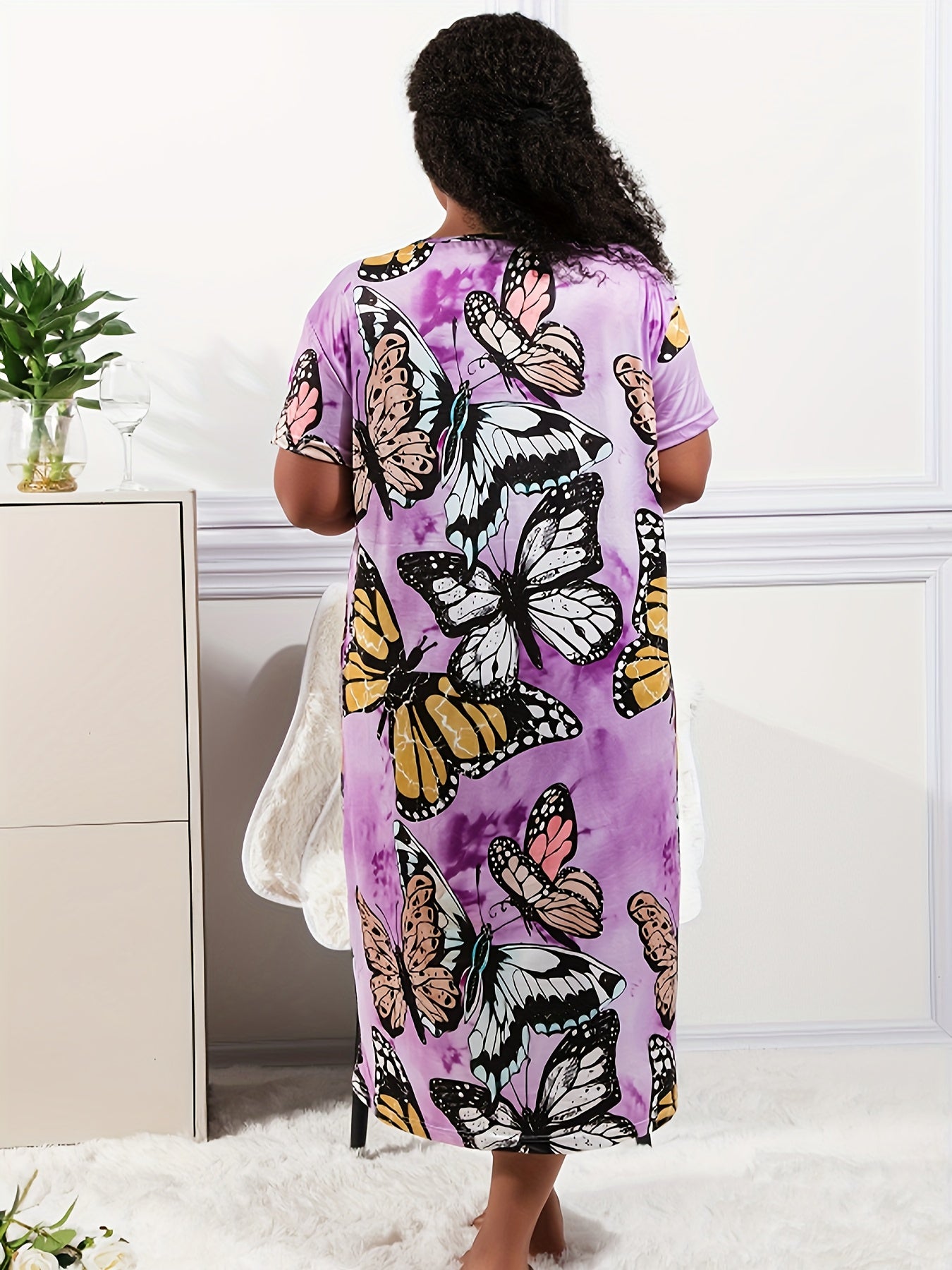 Ayollar uchun uyqu kiyimi, katta o'lcham, tie dye, kapalak naqshli, qisqa qo'lqopli kechki kiyim