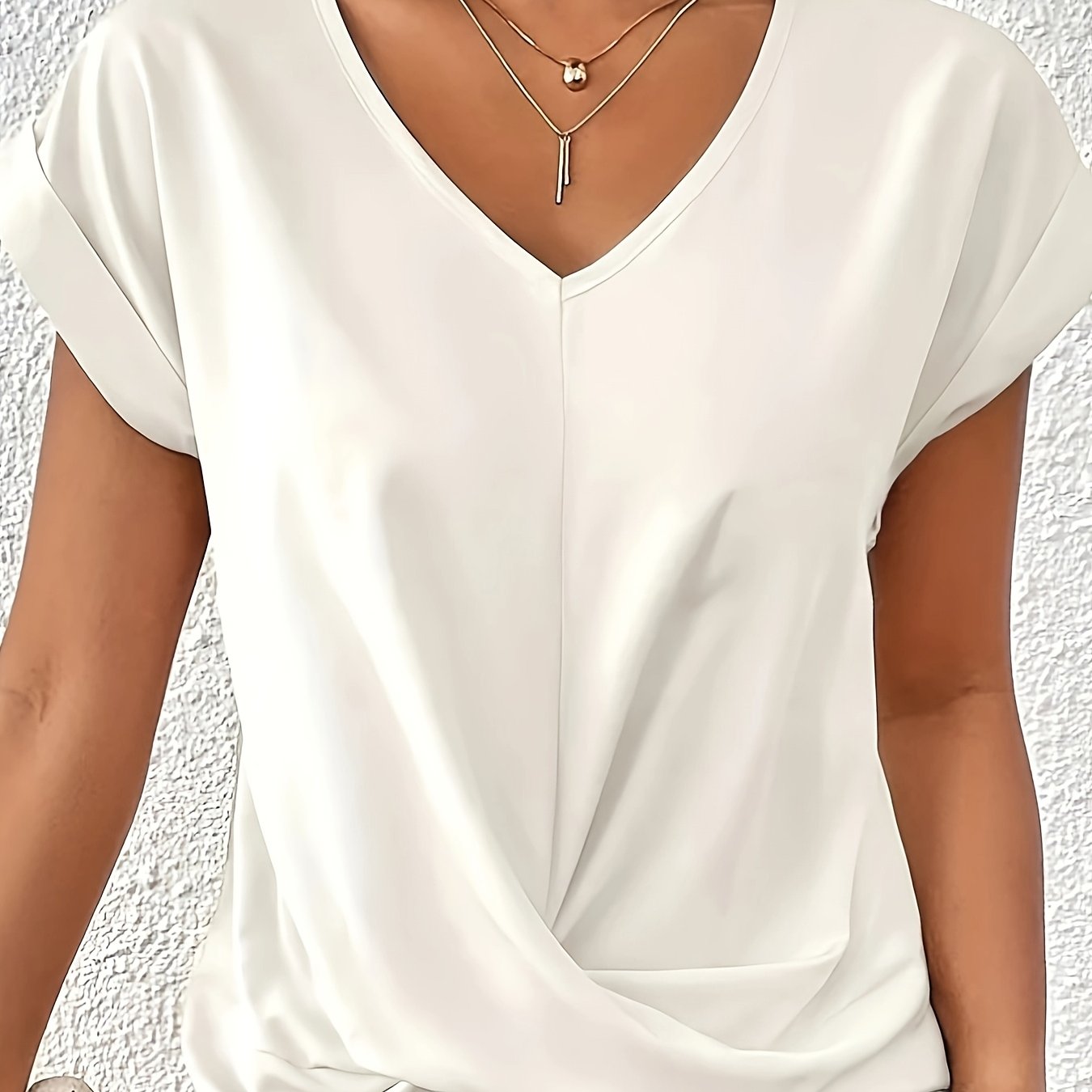 Plus Size V-Neck T-Shirt for Women Short Sleeve Black Polyester Casual Top