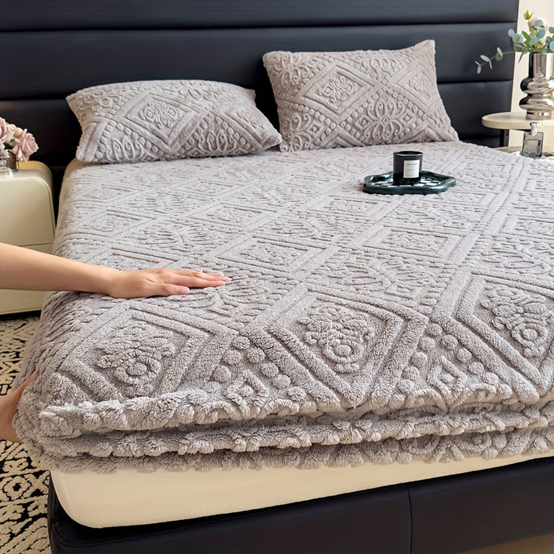 Autumn Winter Bedding Fitted Sheet Luxurious Taffeta Carved Design Soft Knit Solid Color Machine Washable