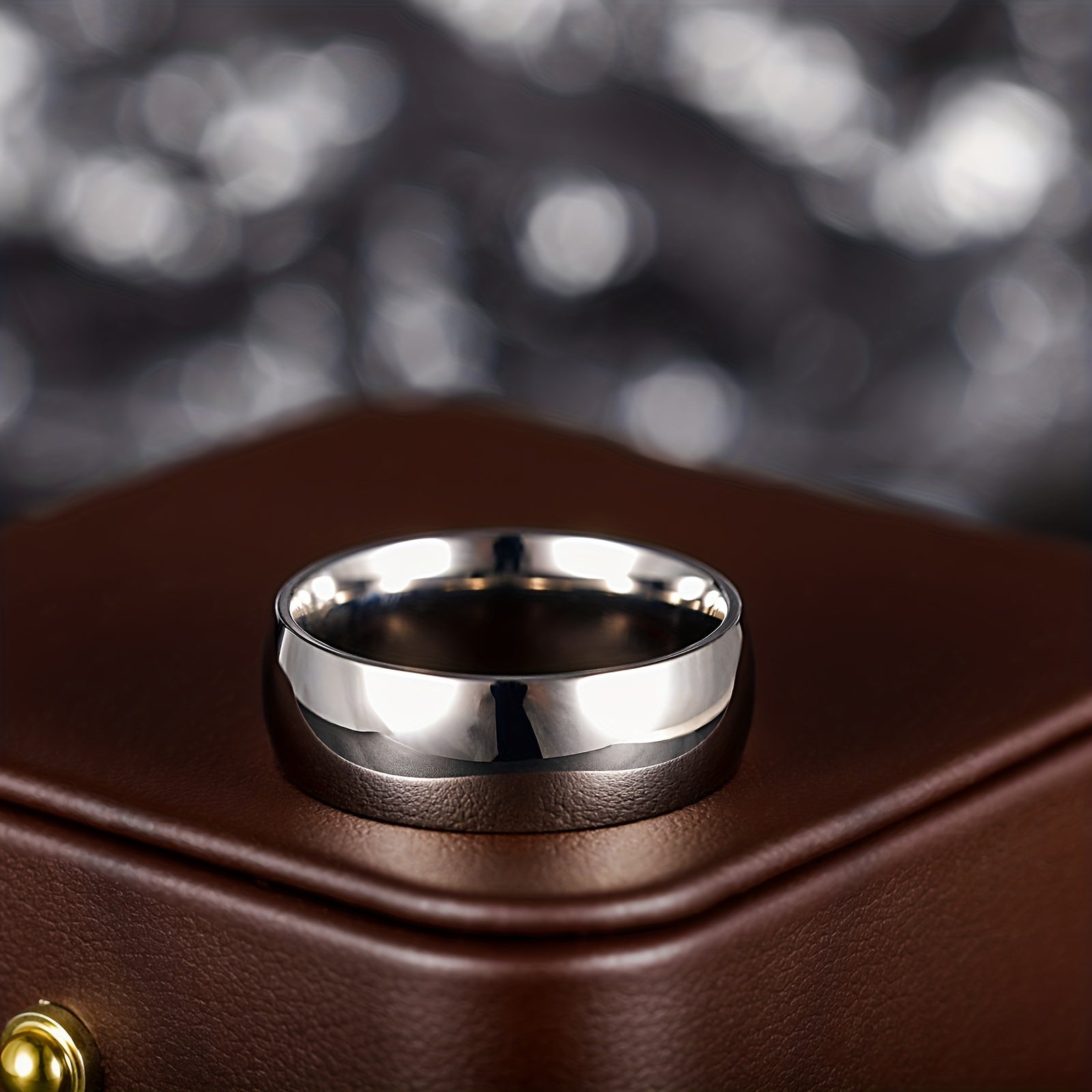 Erkaklar uchun Dome Yuqori Polirovka Qilingan Toza Titan Halqa, kengligi 8mm, AQSh o'lchovlari 4.5-14 da mavjud, bitta dona sifatida sotiladi.