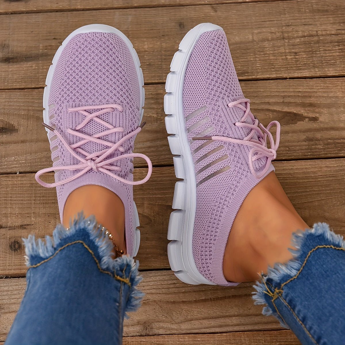 Women's Lightweight Breathable Low-Top Sneakers Casual All-Season Shoes