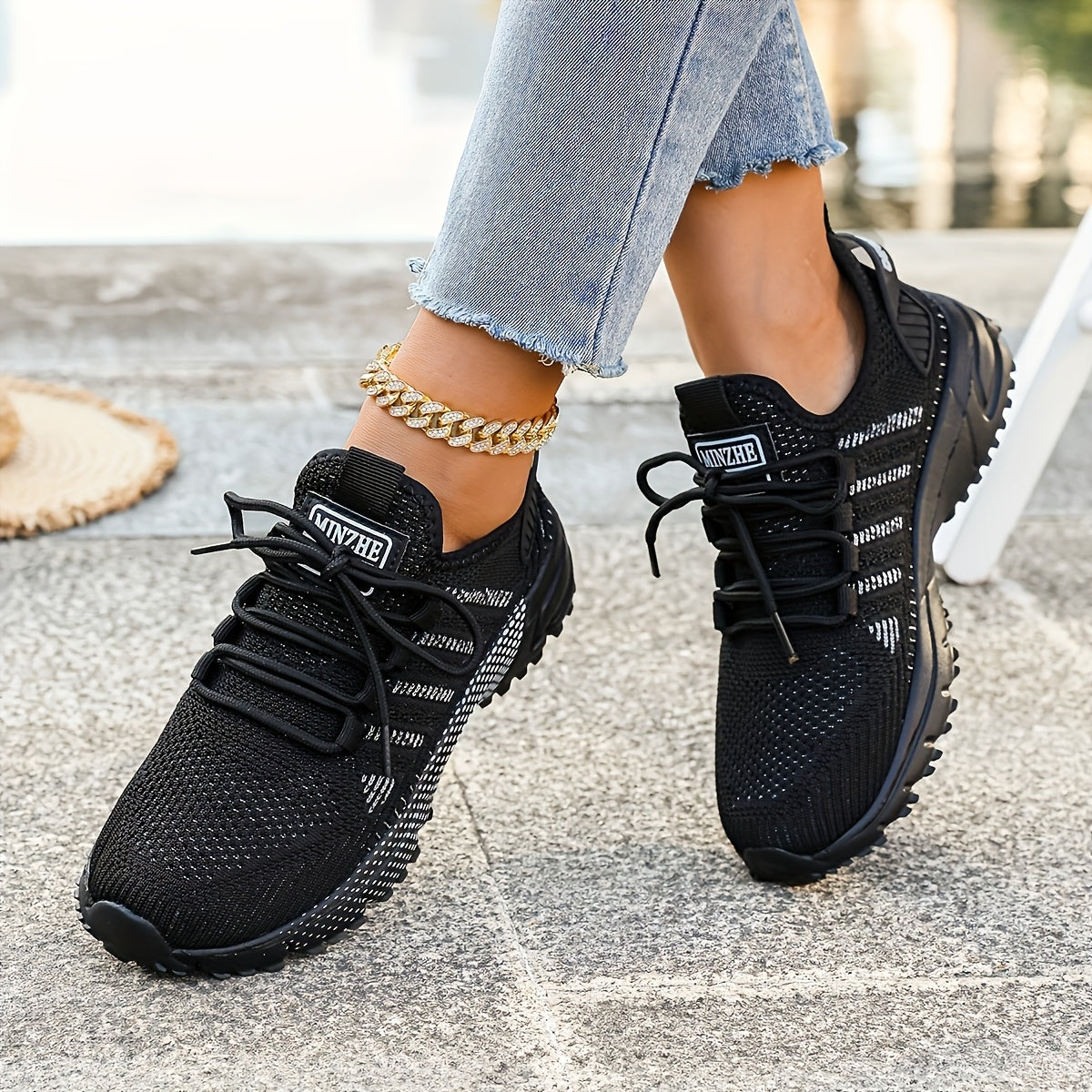 Ayollar uchun kundalik qora slip-on sport poyafzallari nafas oladigan yozgi sport poyafzallari
