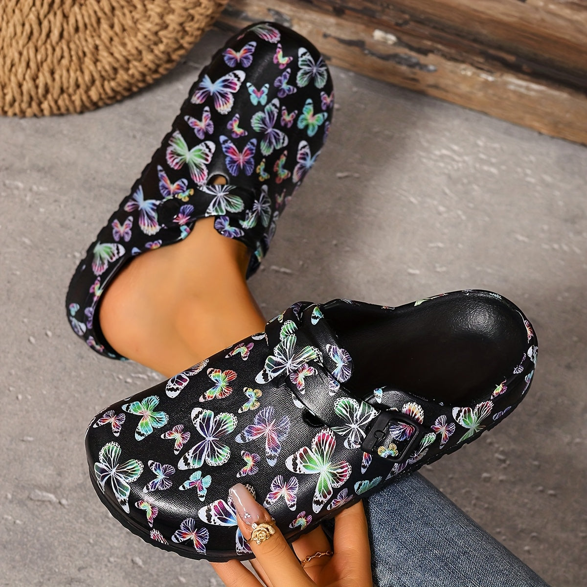 Women's EVA Sandals with Adjustable Straps Butterfly Print Breathable Flat Shoes