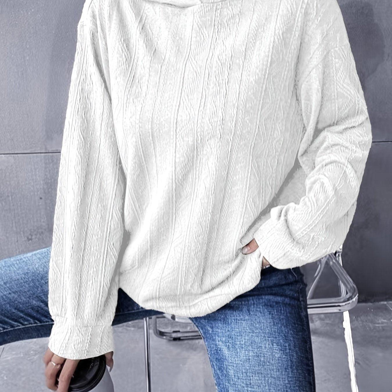 Sudadera con capucha para mujer de tallas grandes en verde con bolsillos frontales y estilo casual