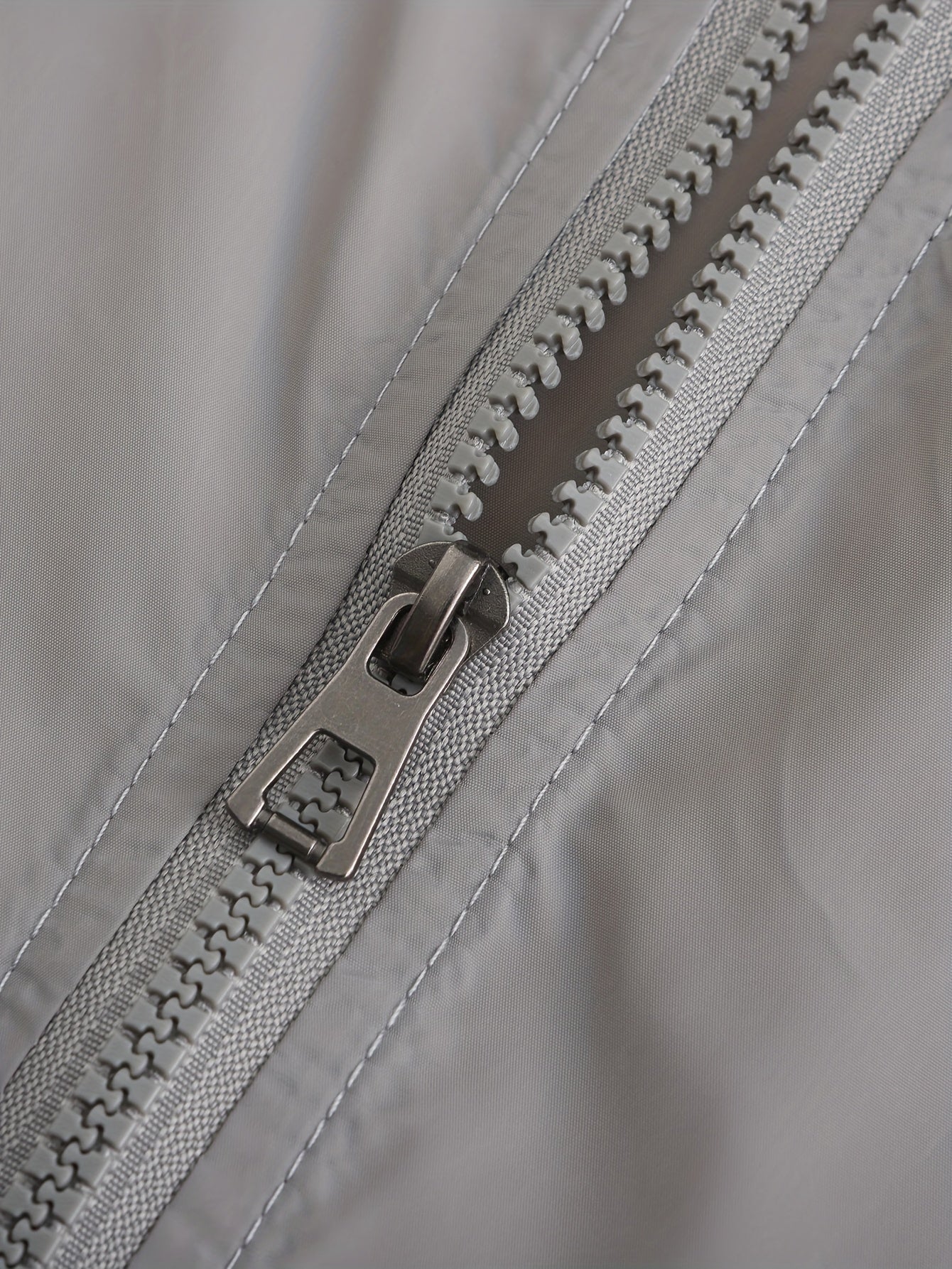 Breathable Sun Protection Windbreaker for Men and Women Quick-Drying Hooded Casual Outdoor Spring Summer