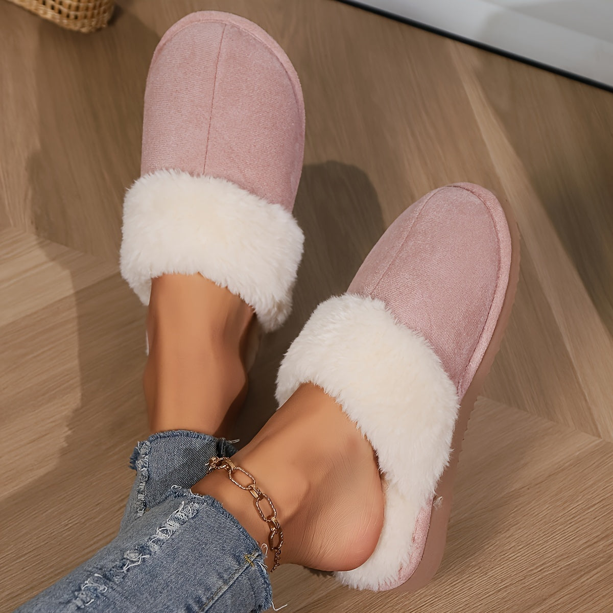 Ayollar uchun mo'ljallangan yumshoq va shilimshiq ichki maktab uchun EVA taglikli yopiq uy poyabzali