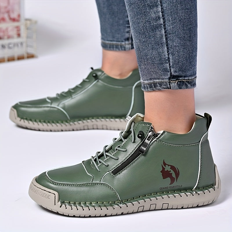 Ayollar uchun qo'lda tikilgan ish kiyimlari uchun yopiladigan mokasinlar, qora charm