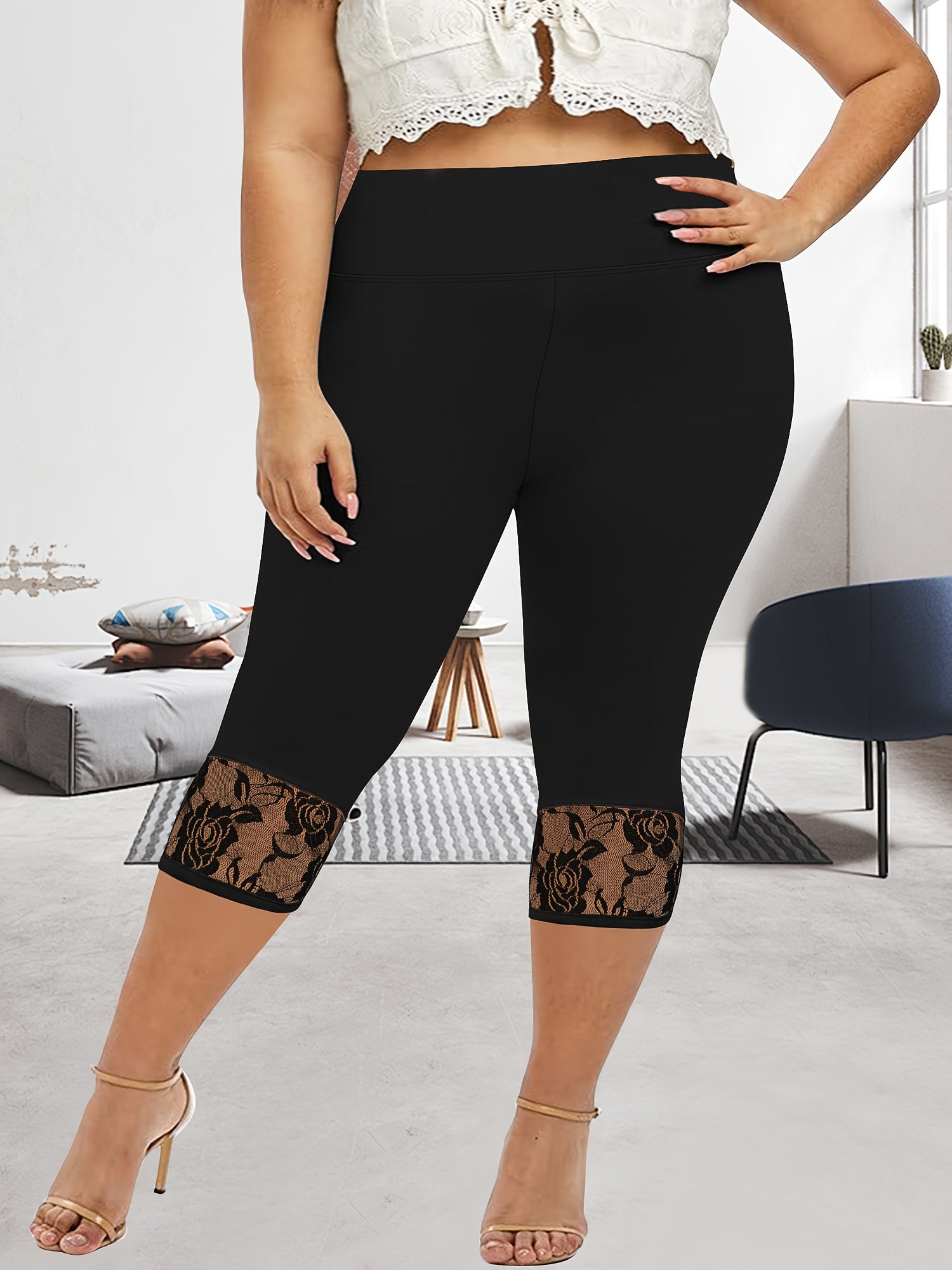 Plus Size High-Waisted Capri Pants with Lace Trim Slim-Fit Tummy Control