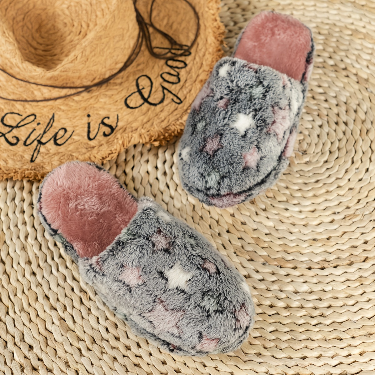 Women's Plush Winter Slippers with Star Pattern, Soft Fabric, Non-Slip Sole