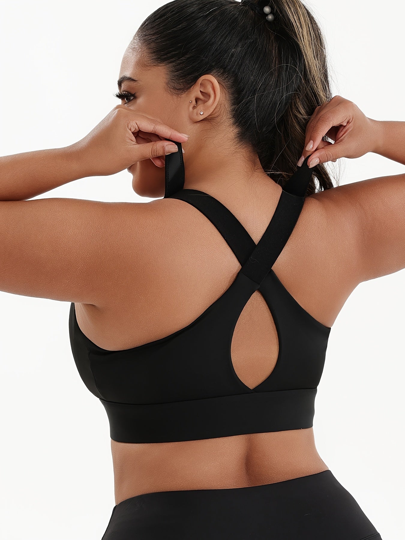 Plus Size Sports Bra with Zipper High Impact Support Adjustable Straps