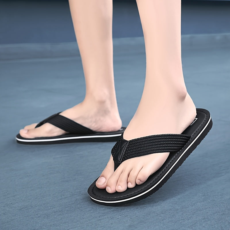 Erkaklar uchun sirpanmaydigan yumshoq taglikli flip-floplar, ochiq havoda faoliyatlar va plyaj uchun juda mos.