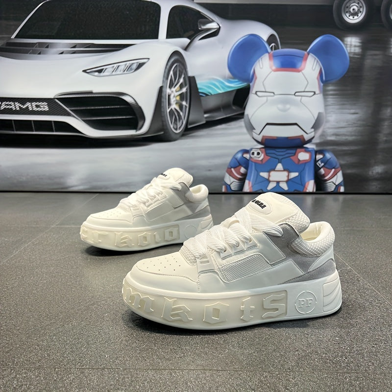 Men's Casual and Outdoor Sneakers with Rubber Sole and Lace-Up Closure