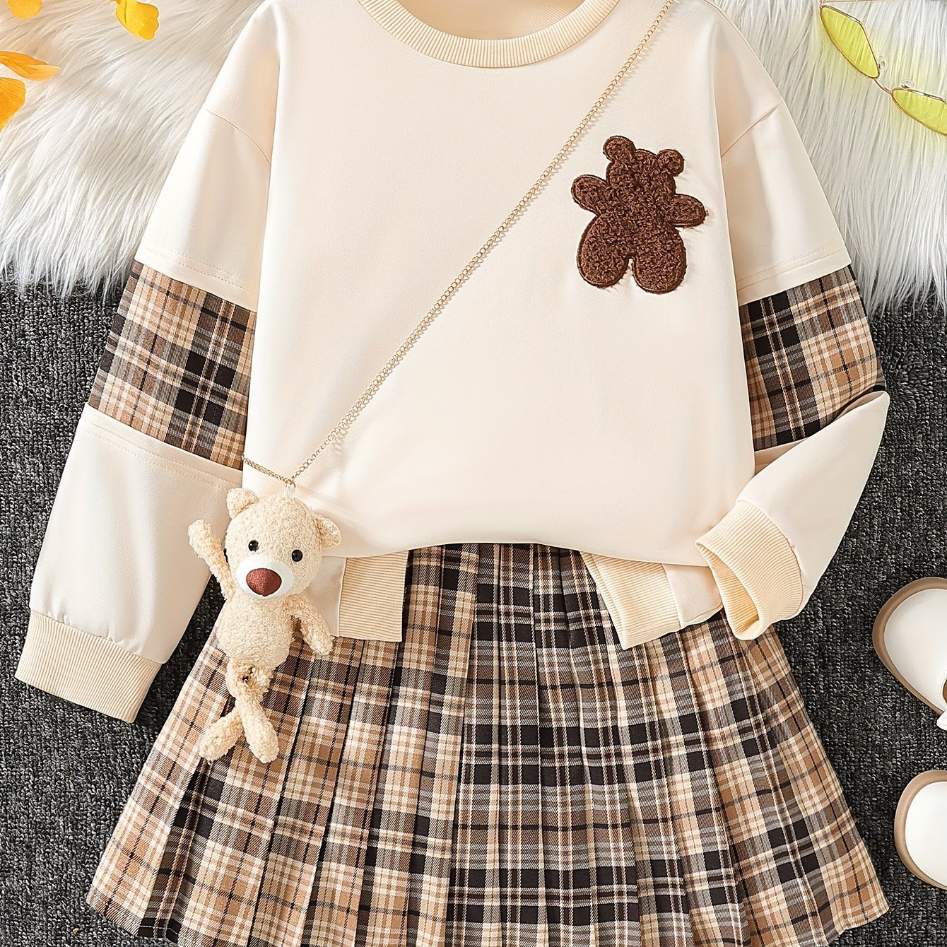 Girls Autumn Casual Outfit Set with Bear Embroidery Plaid Pleated Skirt and Pendant