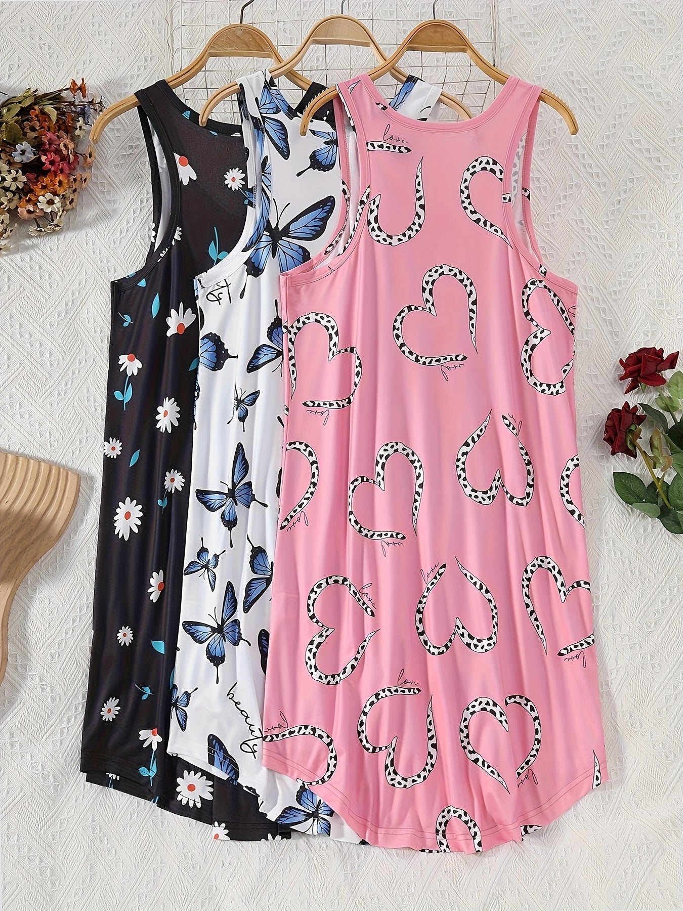 Women's Plus Size Sleepwear Set Casual Nightgowns with Cartoon Hearts and Butterflies