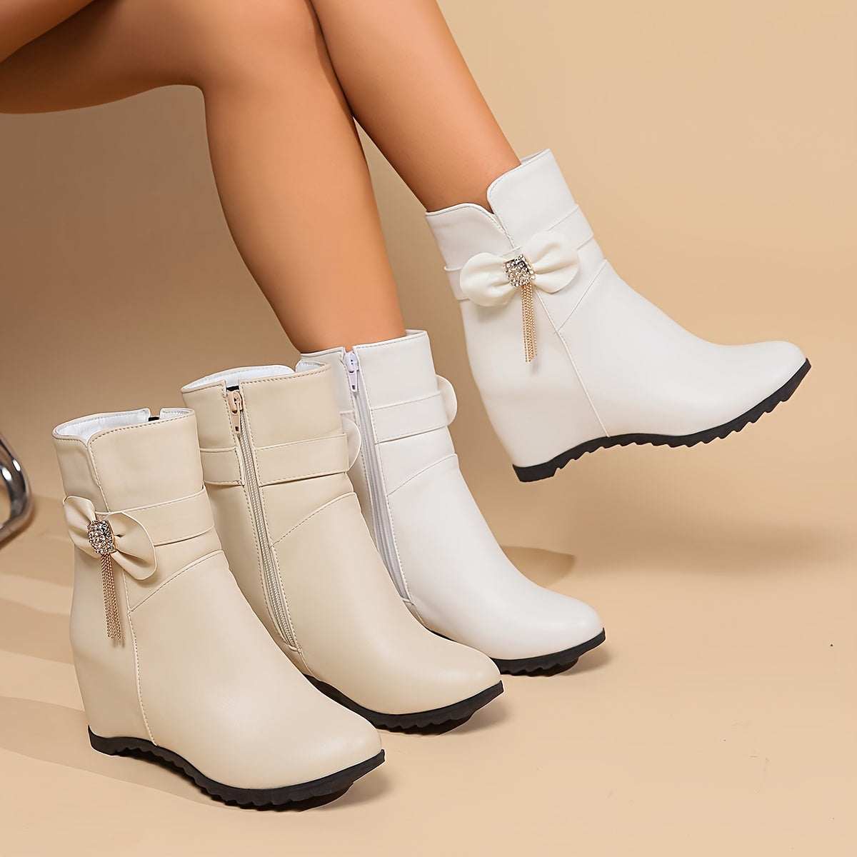 Women's Round Toe Fashion Boots With Boosting Insole