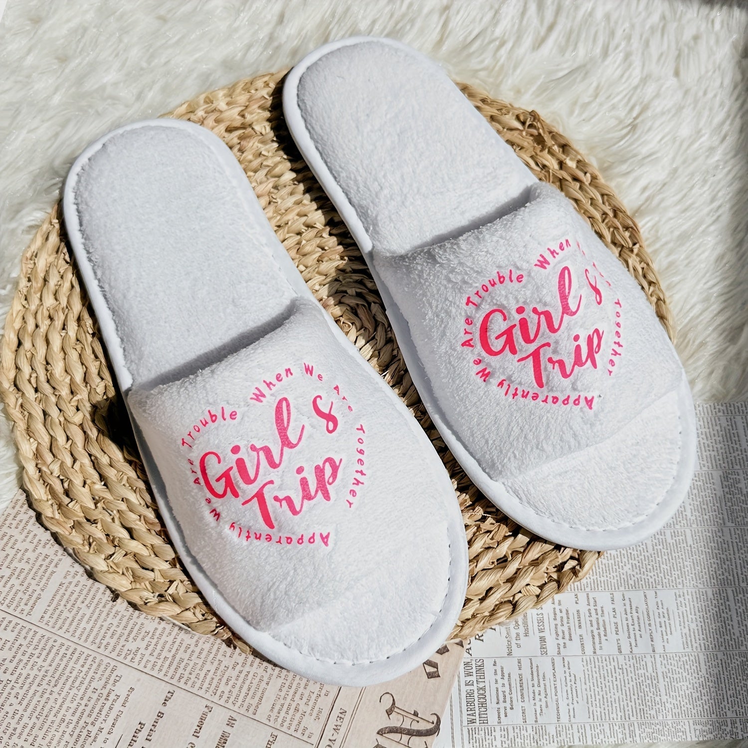 Women's Plush Open-Toe Slide Slippers with Hot Pink Print, Lightweight and Comfortable