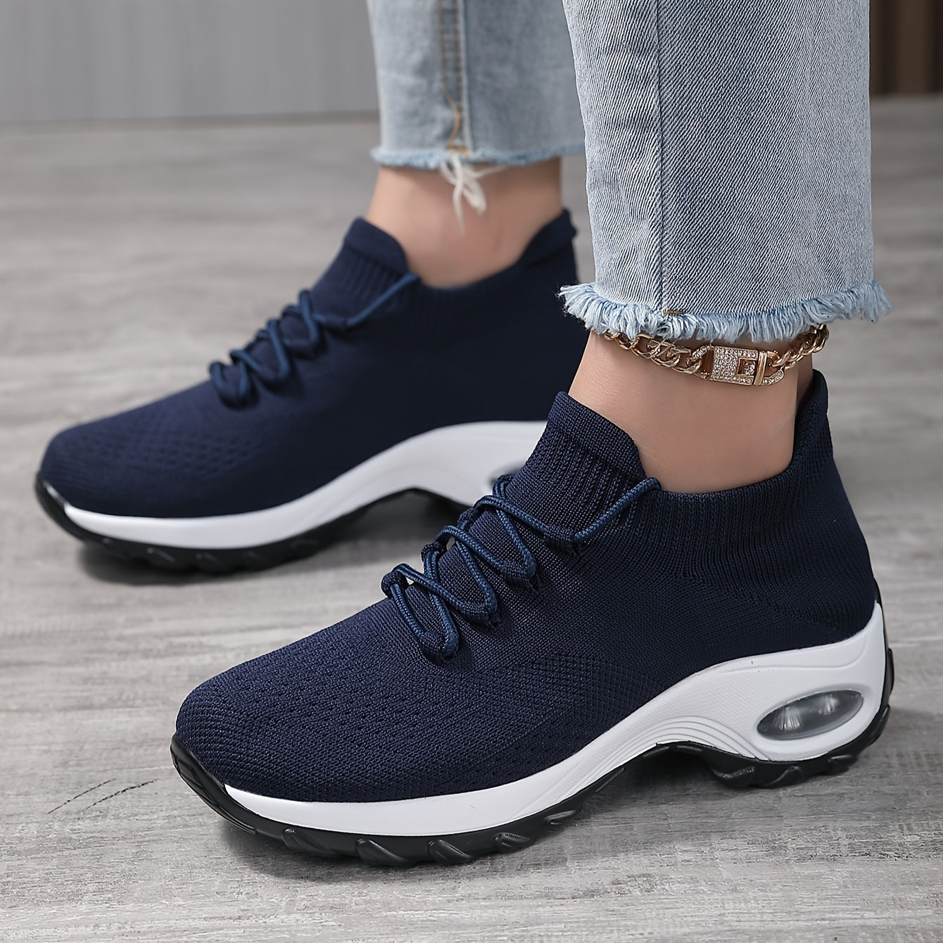 Ayollar uchun kundalik sport poyabzali nafas oladigan yurish sneakerslari