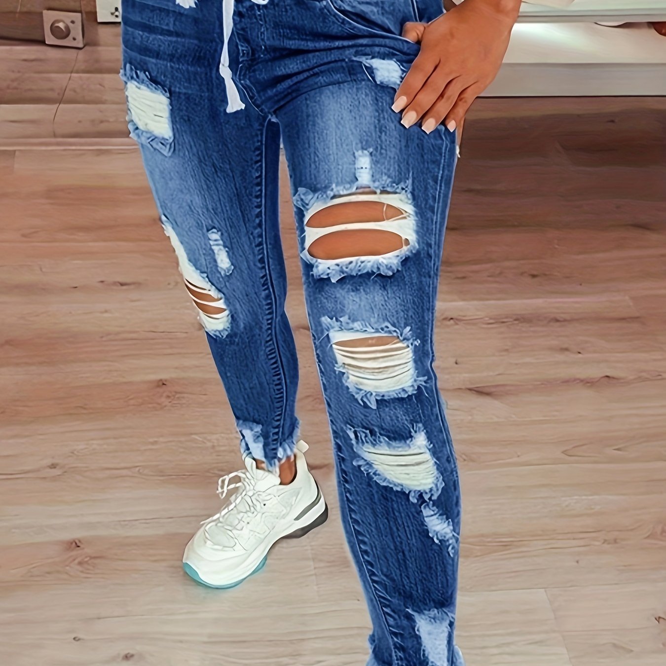Jeans ajustados de talle alto retro de talla grande con dobladillo rasgado y cordón elástico en la cintura