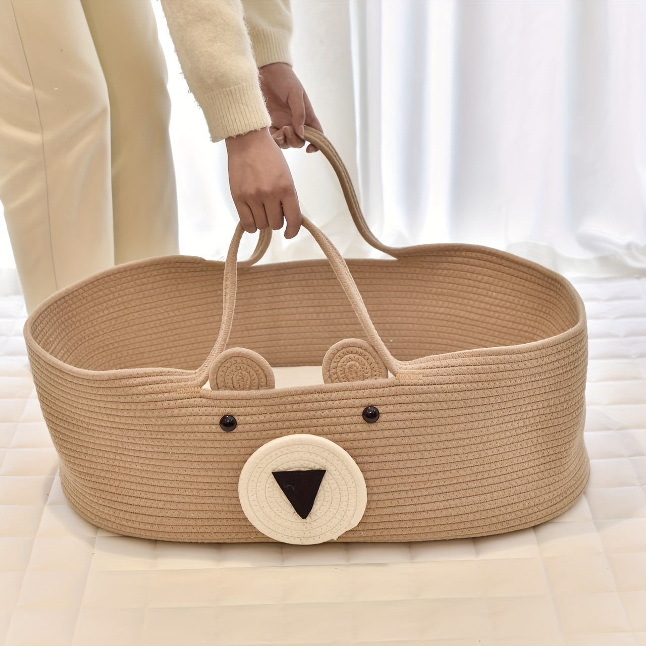 Baby Crib with Bear Design and Foldable Fabric Cradle with Storage Basket for Newborns to 3 Years