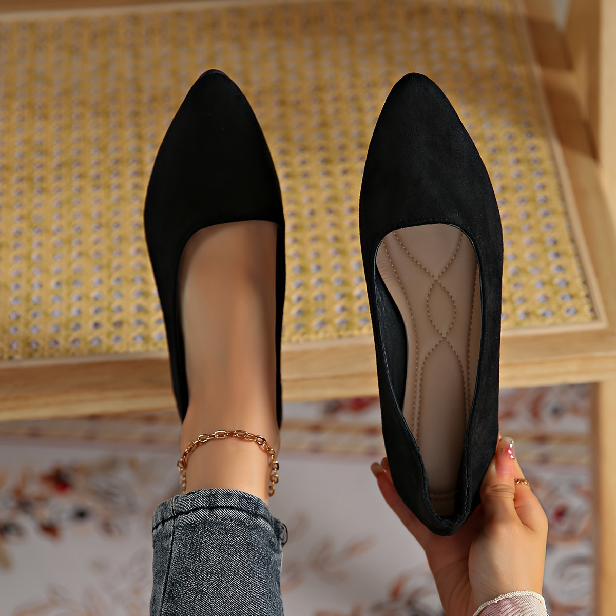 Women's Pointed Toe Mary Jane Flats Black All-Season Comfort